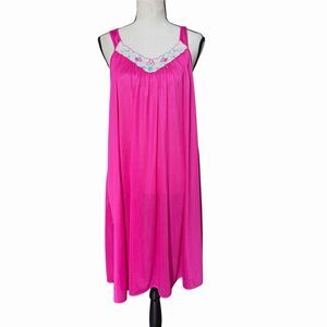 VTG 70s Carriage Court Pink Embroidered Sleeveless Nightgown Muumuu Cottage L